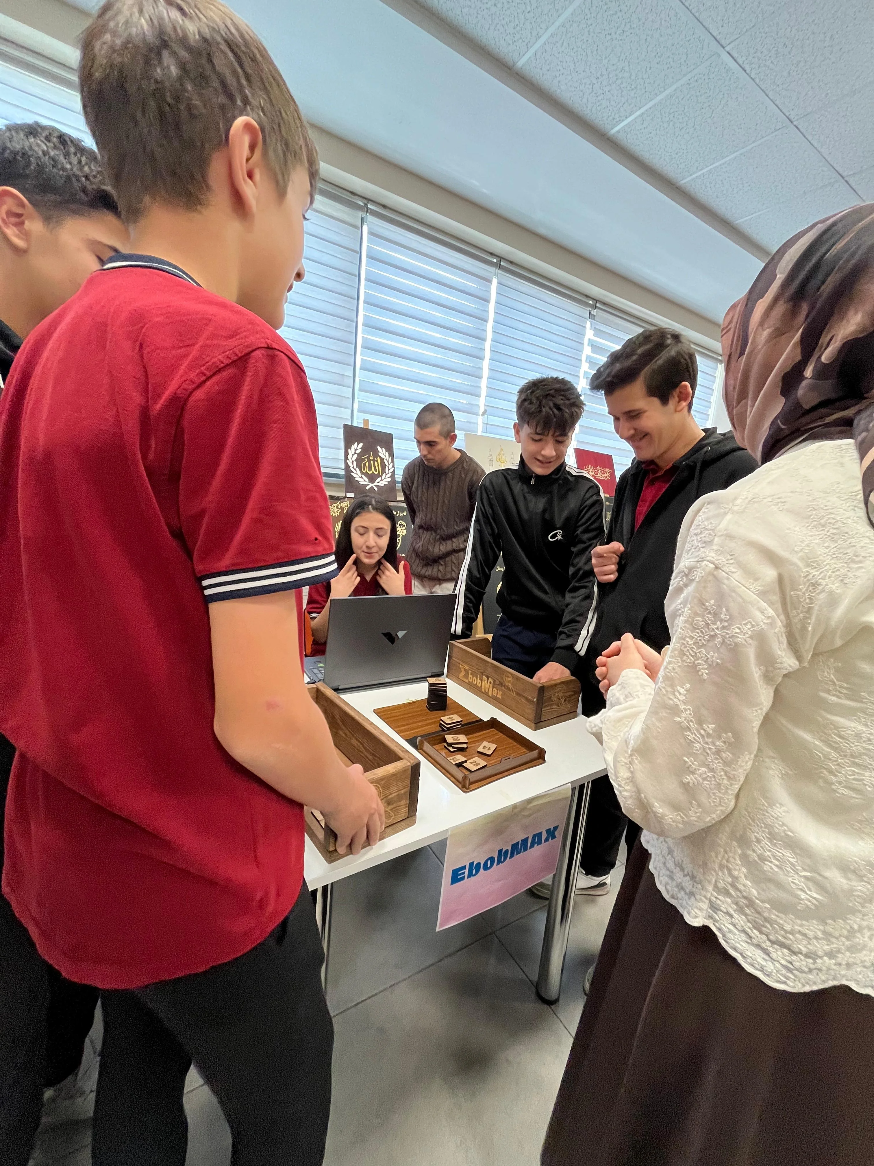 Fakültemiz İlköğretim Matematik Öğretmenliği Programı öğrencilerinden Türk Anadolu Vakfı İmam Hatip Ortaokuluna Anlamlı Ziyaret